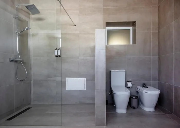 Beautiful With A Pool البوفيرا