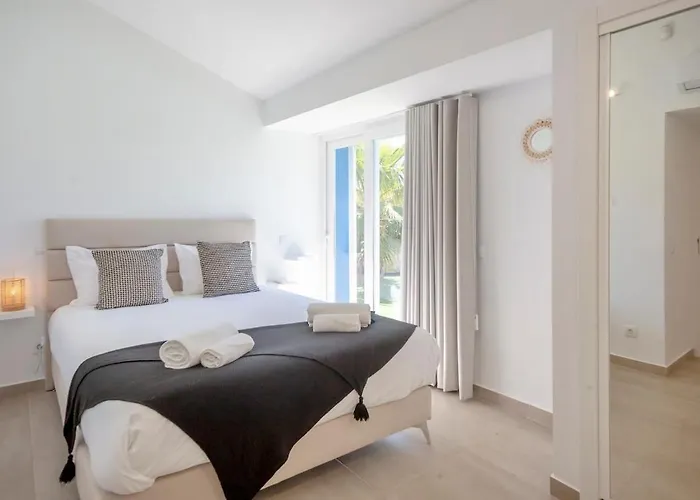 فيلة Beautiful With A Pool *